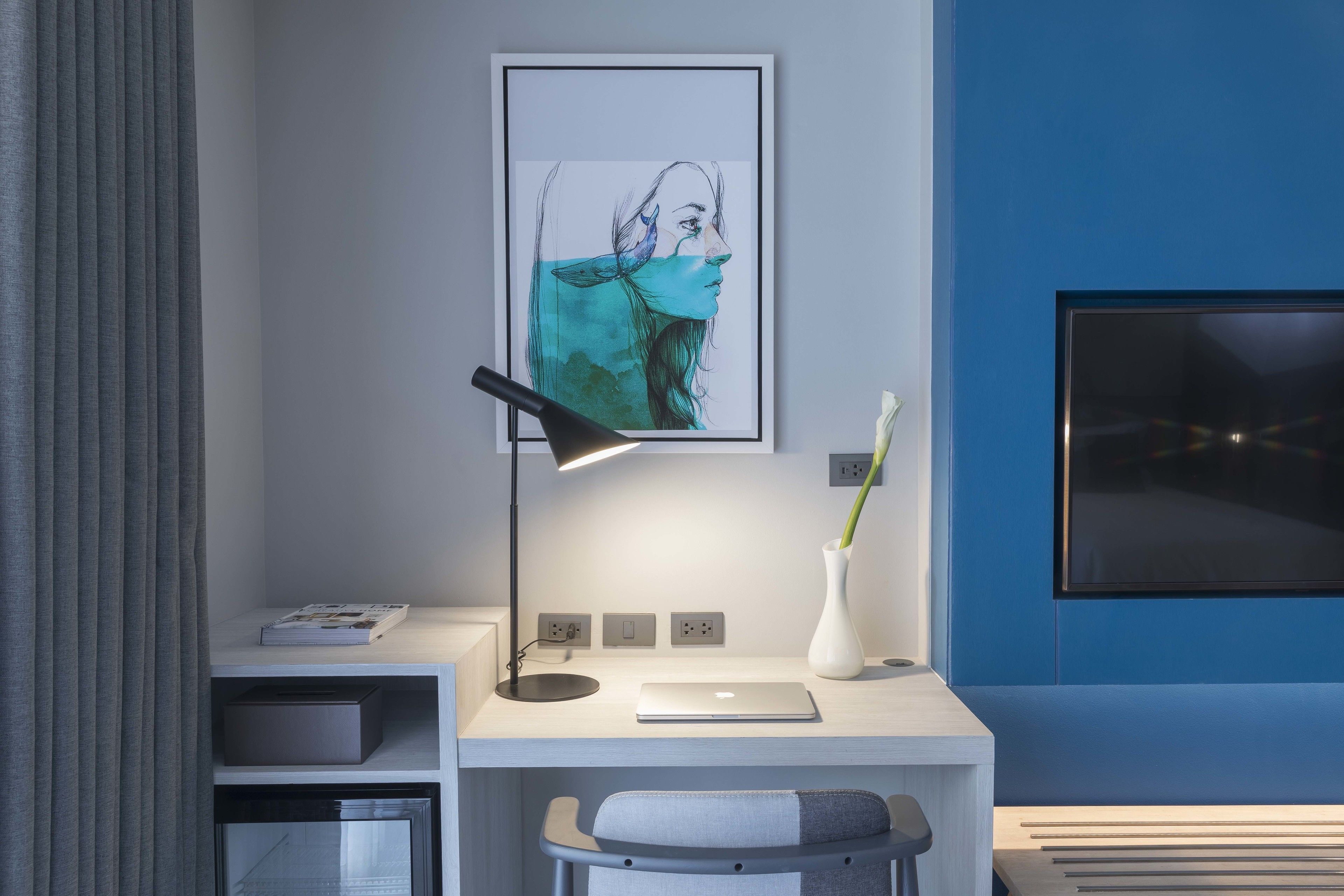 deluxe room ( 24 hours use of room ) | room amenity