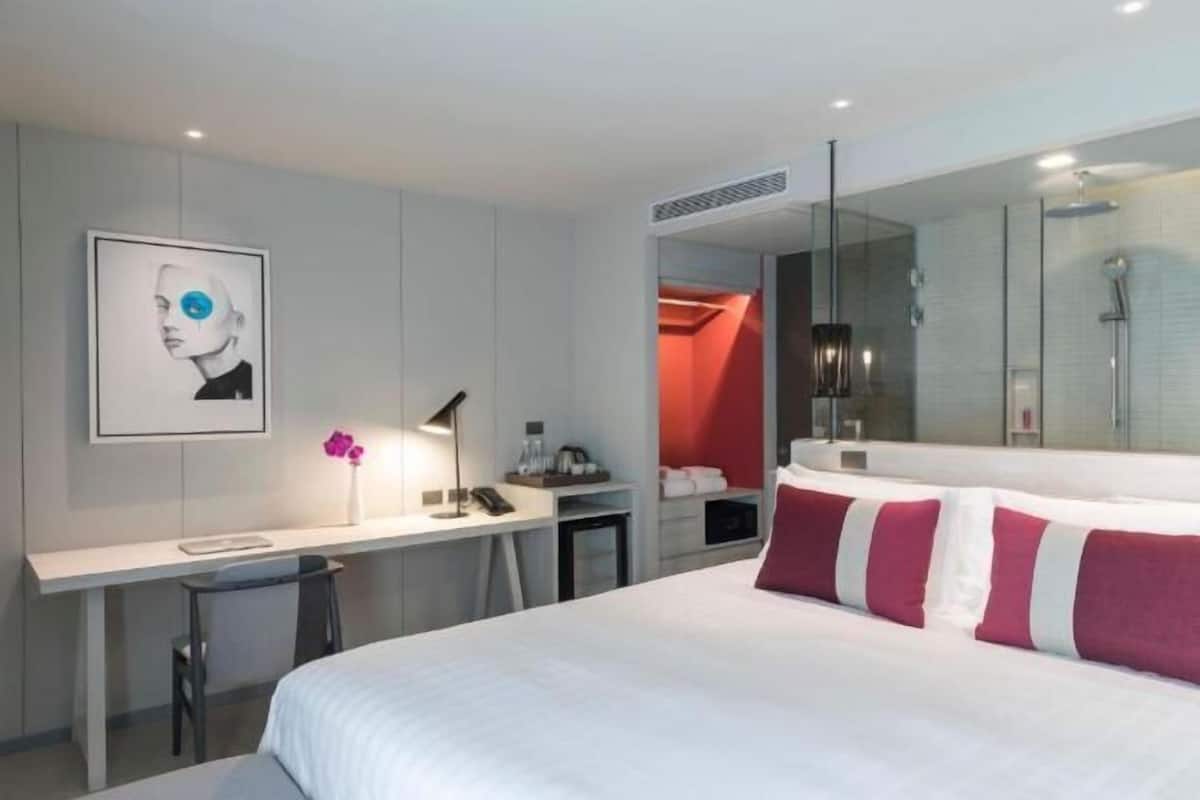 1 Schlafzimmer, Minibar, Zimmersafe, Schreibtisch