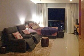 Studio (No Kitchen) - La Mer Residence and Pool Villa Pattaya By Favstay (Sattahip)