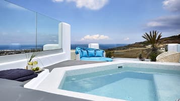 House, 2 Bedrooms (The Queen's House) | Balcony