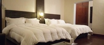 Shelton's Accommodator