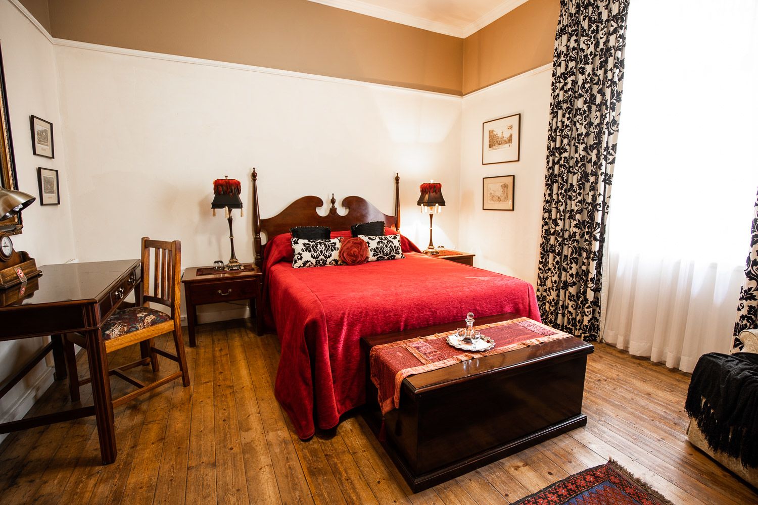 Phòng Suite Elite, 1 giường cỡ queen | 1 phòng ngủ, bộ đồ giường cao cấp, két bảo mật tại phòng 