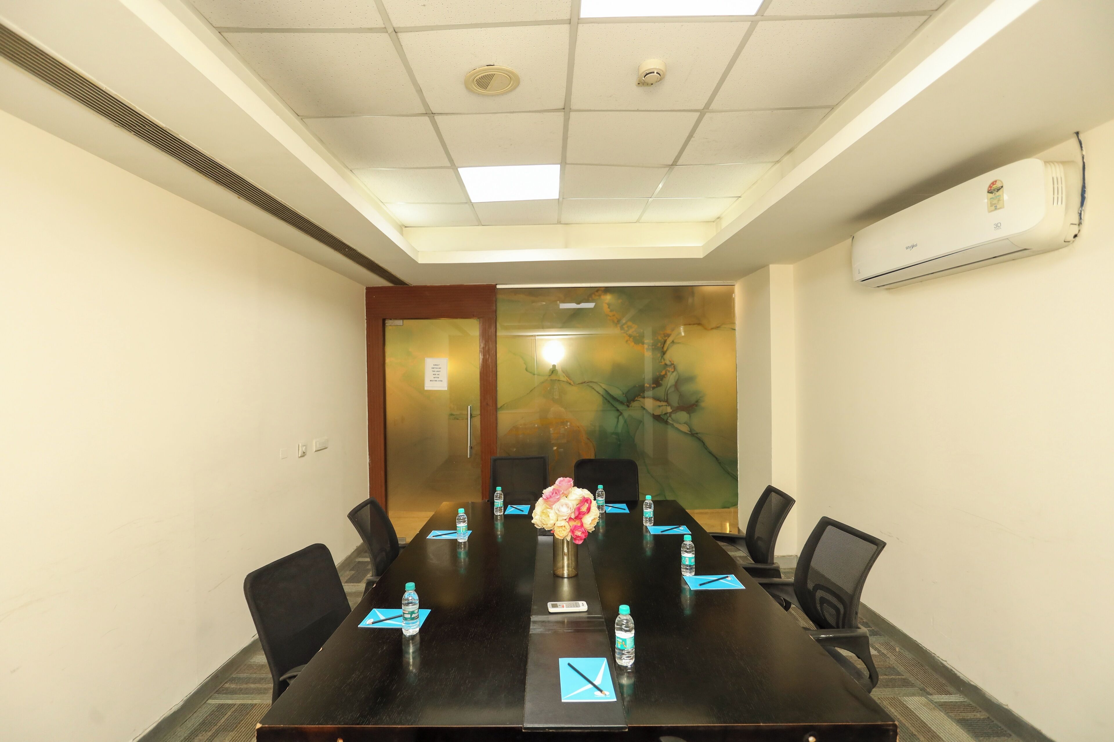 Foto - Hyphen Business Hotel