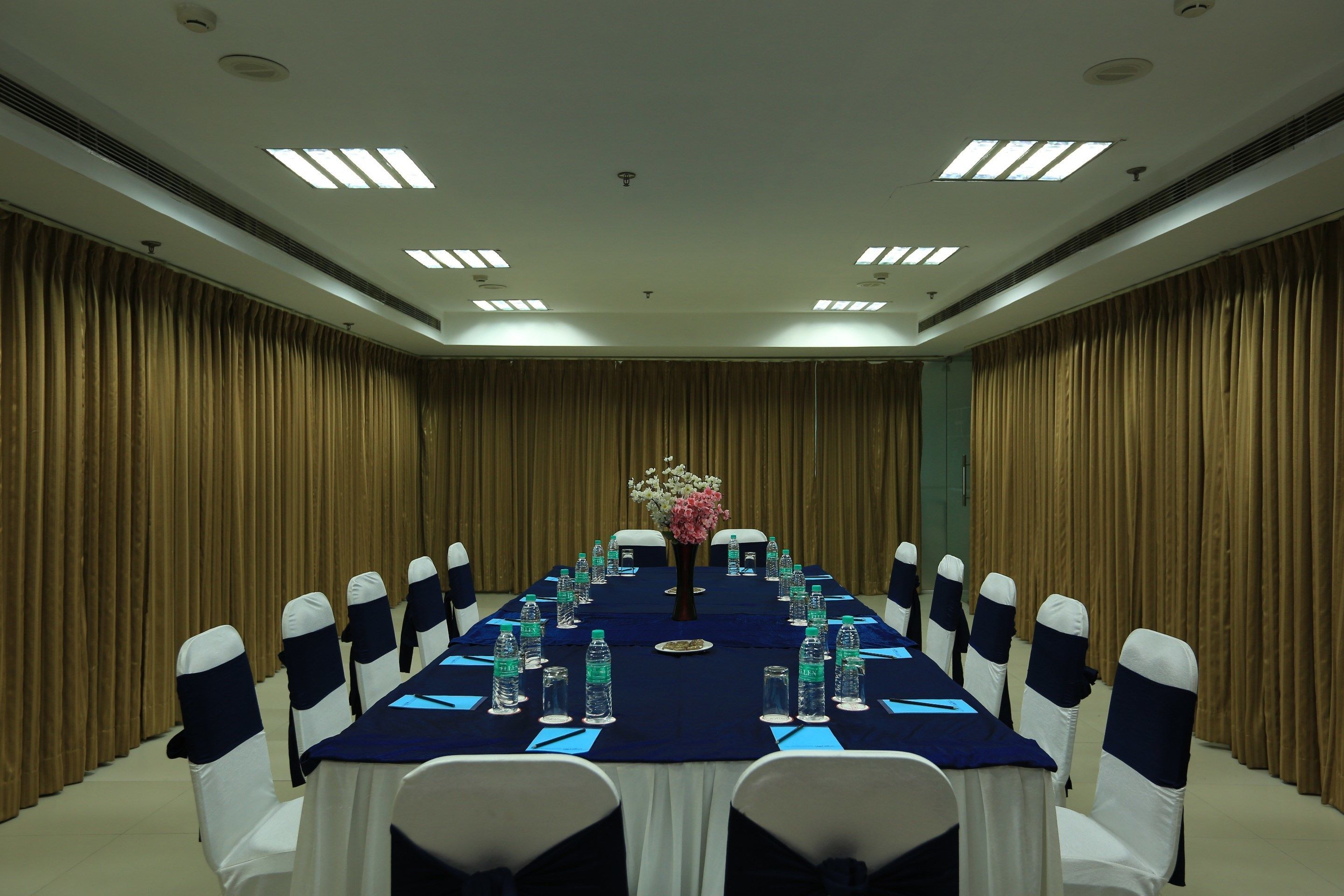 Foto - Hyphen Business Hotel