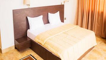 Standard-Apartment, 2 Schlafzimmer | Schreibtisch, Verdunkelungsvorhänge, Bügeleisen/Bügelbrett