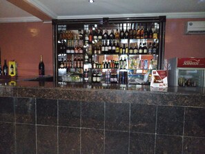 酒吧（店内）