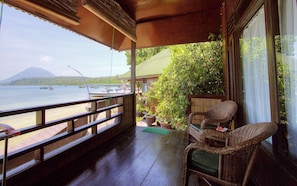Superior Double or Twin Room, Non Smoking, Beach View | Balcony