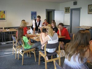 Café da manhã continental todos os dias (DKK 60.00 por pessoa) 