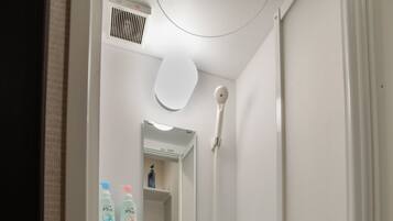 Shared Dormitory, Men only | Bathroom | Shower, free toiletries, hair dryer, bidet