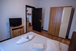 Appartement, 2 chambres | Fer et planche à repasser, draps fournis