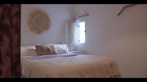 Dihias secara berasingan, Wi-fi percuma, cadar katil