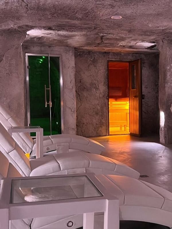 Sauna, bain à remous, hammam, soins corporels