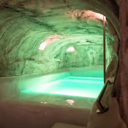 Sauna, vasca idromassaggio, bagno turco, trattamenti per il corpo