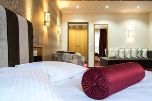 Desk, free cots/infant beds, rollaway beds, free WiFi