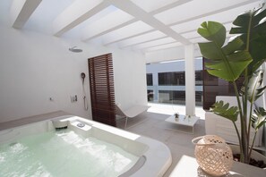 Suite Grand, hidromasaje | Terraza o patio