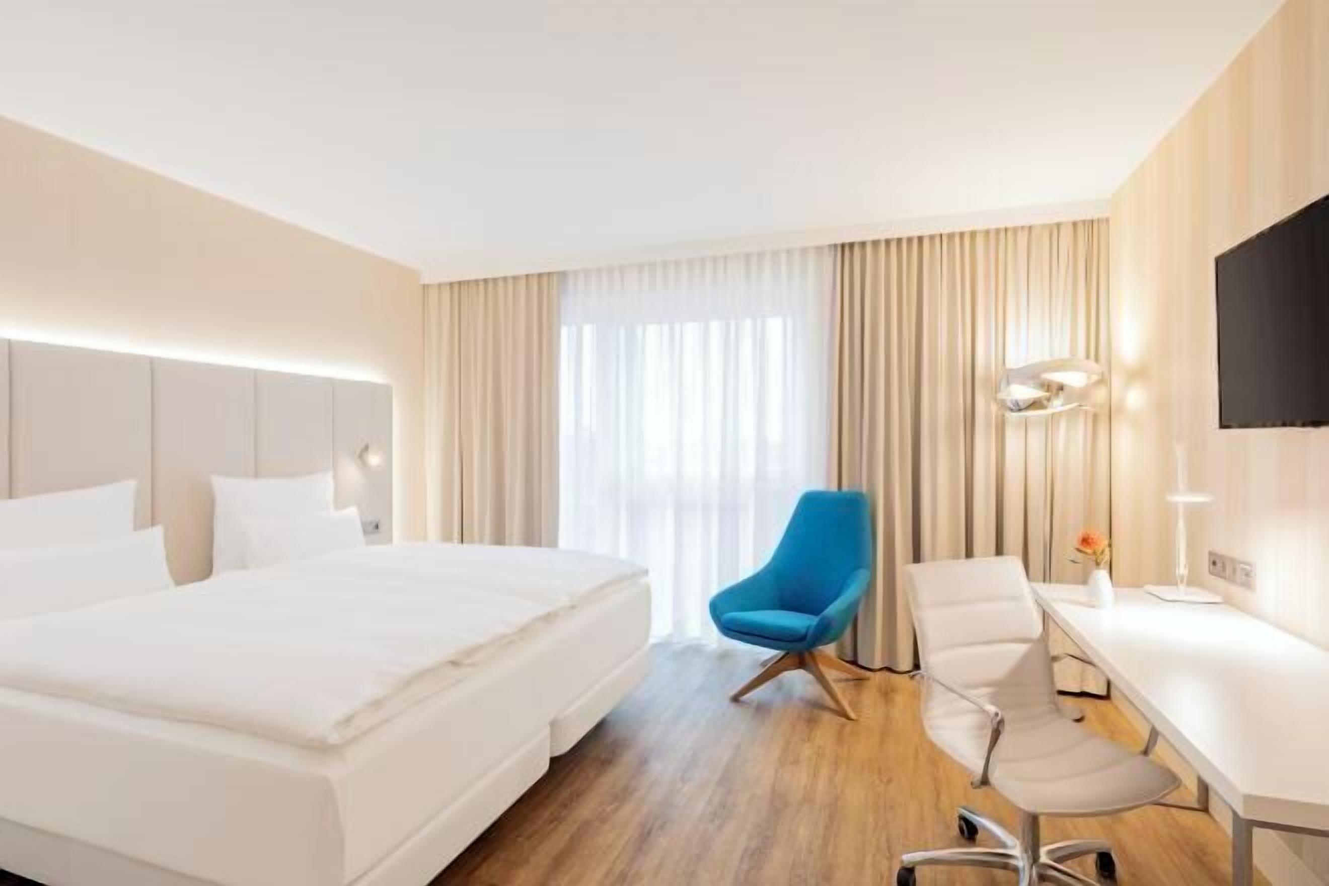 Minibar, Schreibtisch, schallisolierte Zimmer, kostenloses WLAN