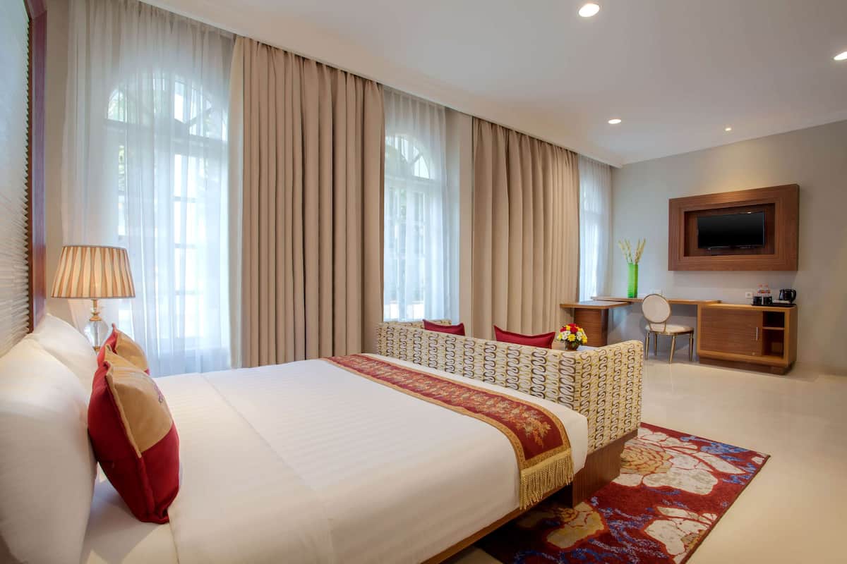 ตู้นิรภัยในห้องพัก, โต๊ะทำงาน, Wi-Fi ฟรี, ผ้าปูที่นอน