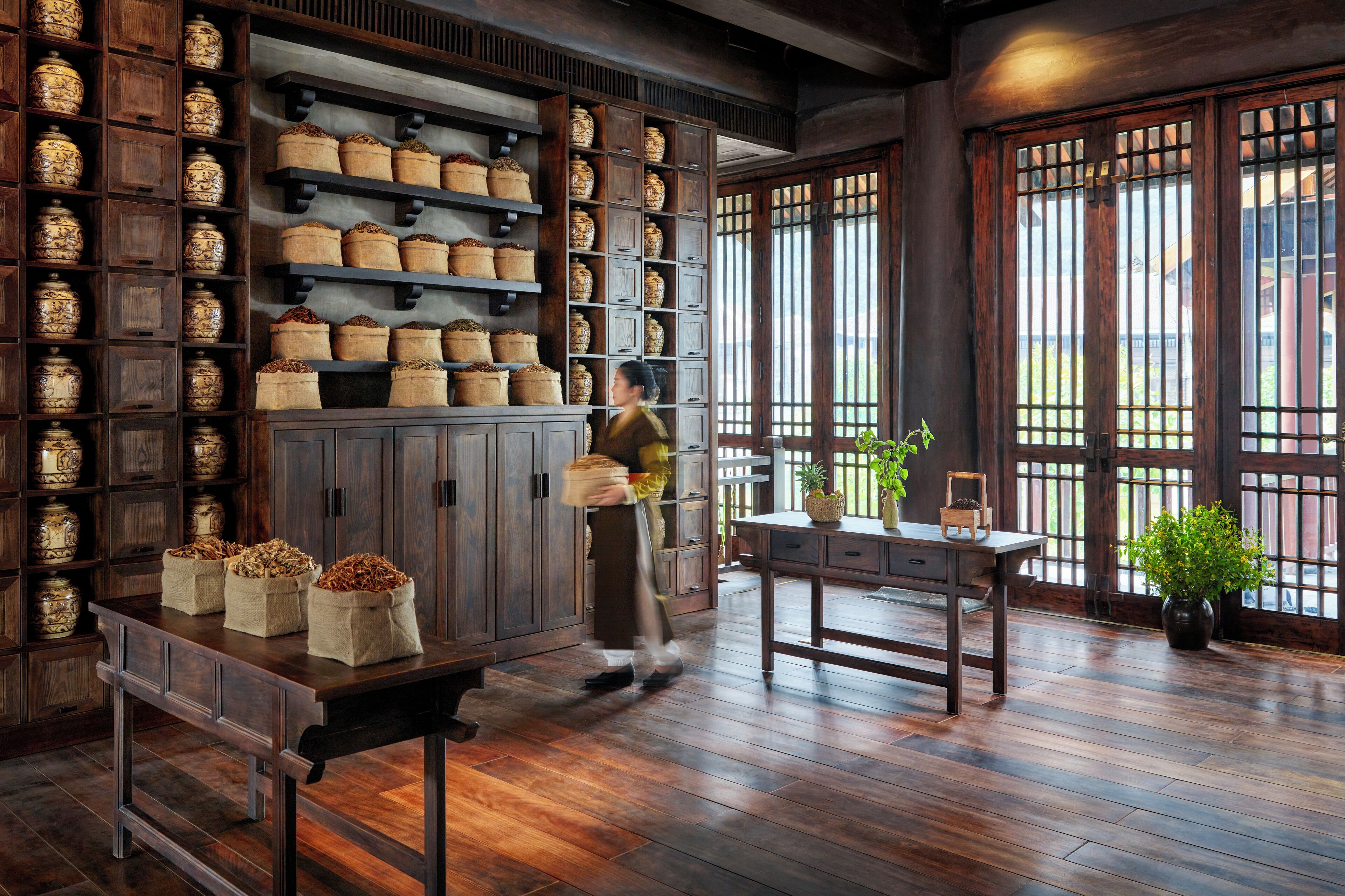 couples treatment room(s), sauna, steam room, body treatments