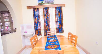 Kilihomebase & Campsite - Hostel