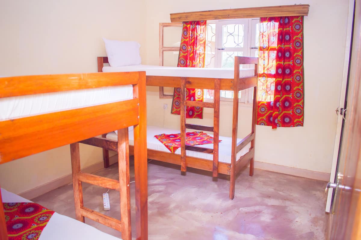 Shared Dormitory, Mixed Dorm (4 beds) | 1 bedroom, WiFi (free)