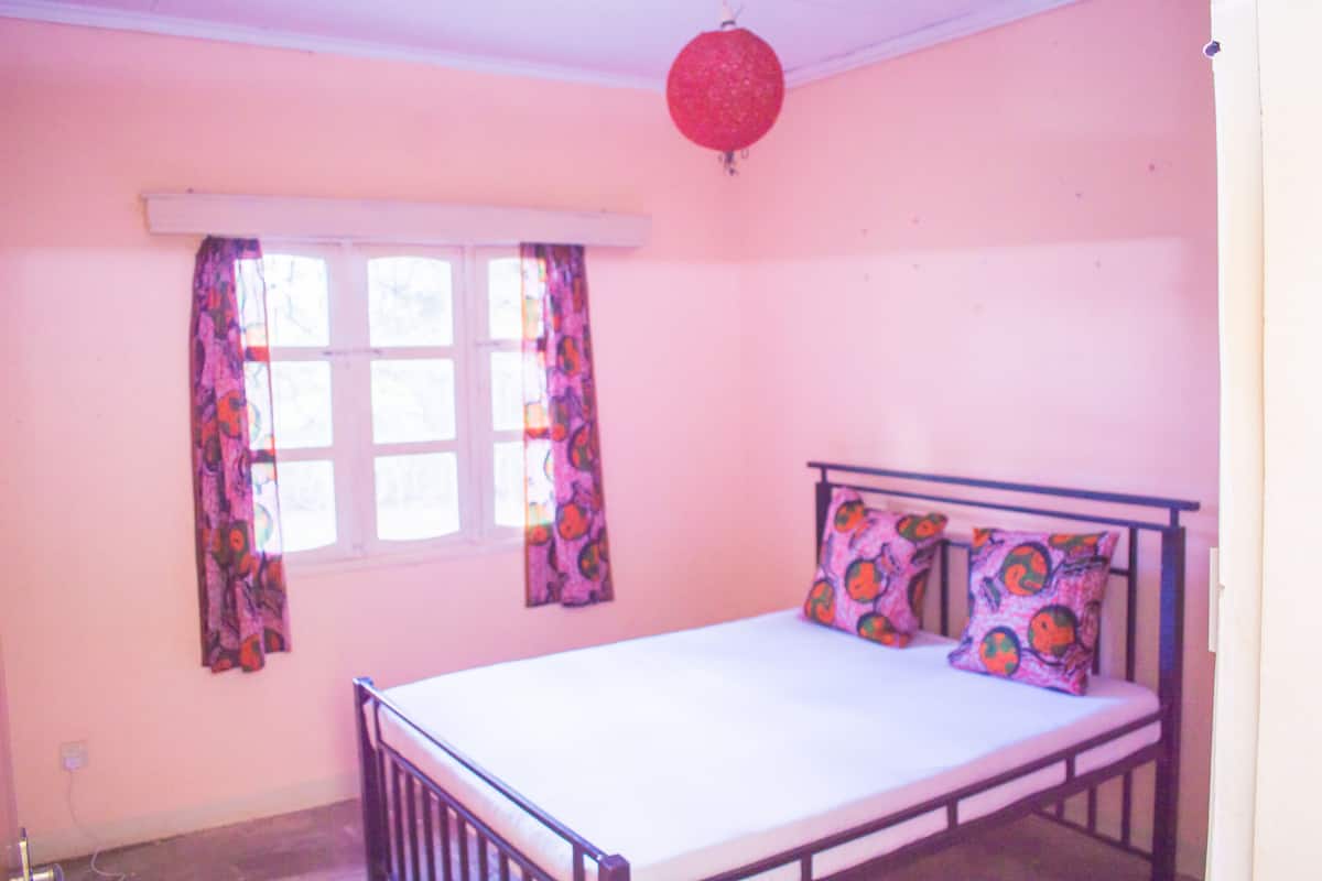 1 bedroom, WiFi (free)