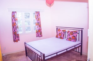 1 bedroom, free WiFi - Kilihomebase & Campsite - Hostel (Moshi)