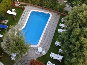 Seasonal outdoor pool, pool loungers - Hotel Casa Rossa (Montecatini Terme)