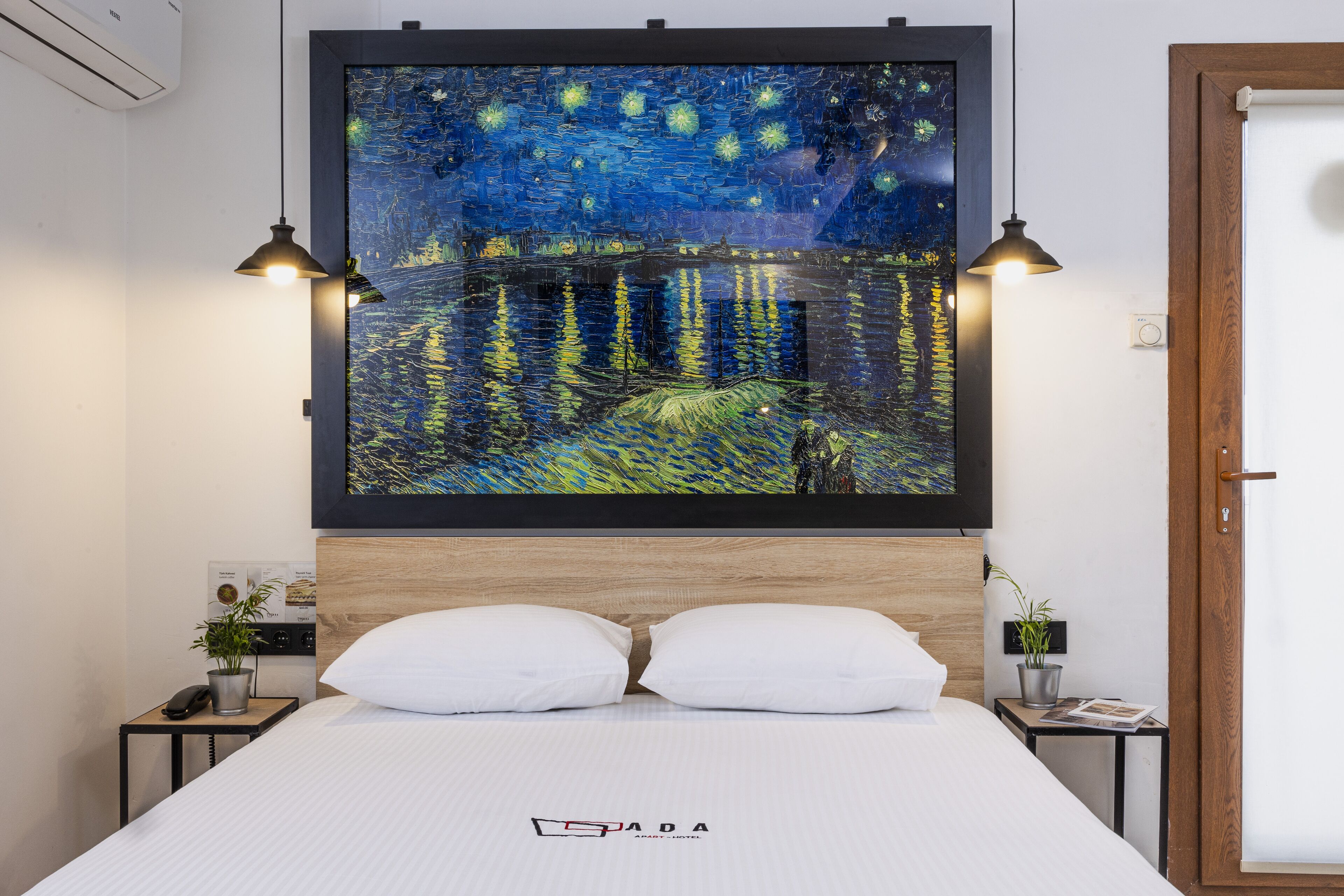 Standard Room, 1 Double Bed | 15 bedrooms, premium bedding, soundproofing, free WiFi