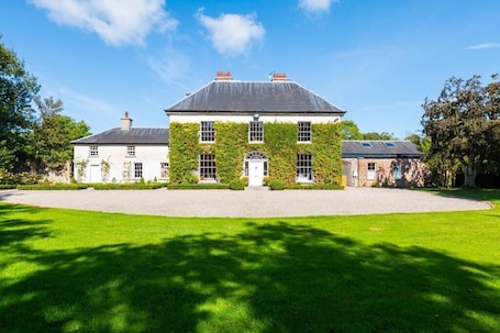 Exterior. Clonganny House