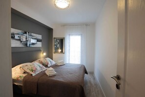 2 bedrooms, free WiFi, bed sheets