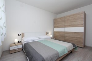 3 Schlafzimmer, Bügeleisen/Bügelbrett, kostenloses WLAN, Bettwäsche