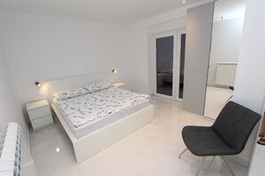 1 Schlafzimmer, Bügeleisen/Bügelbrett, kostenloses WLAN, Bettwäsche