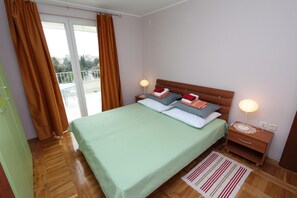 2 bedrooms, iron/ironing board, free WiFi, bed sheets - EL CORSARO Two-Bedroom Apartment 1 (Rovinj)