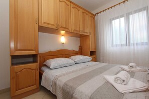 2 bedrooms, free WiFi, bed sheets