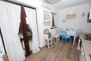 Dining - APOLLONIO Comfort Two-Bedroom Apartment (priz.) (Rovinj)