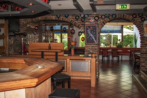 บาร์ (ในที่พัก)