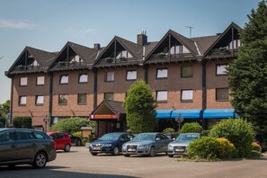 Front of property - PP Hotel Grefrather Hof (Grefrath)