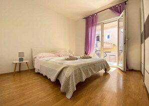 3 bedrooms, free WiFi, bed sheets