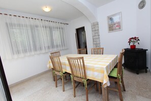 Dining - LARA Superior Two-Bedroom Apartment 1 (dole) (Rovinj)