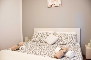 2 bedrooms, iron/ironing board, free WiFi, bed sheets - VAL VIDAL Holiday House (Rovinj)