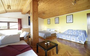 2 chambres, Wi-Fi gratuit, draps fournis