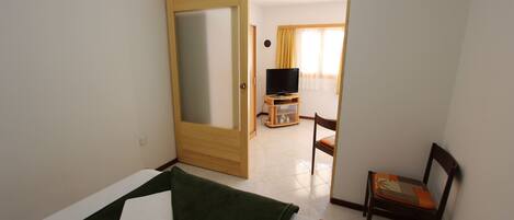 1 habitación, wifi gratis y ropa de cama