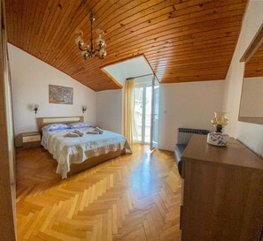 3 chambres, Wi-Fi gratuit, draps fournis