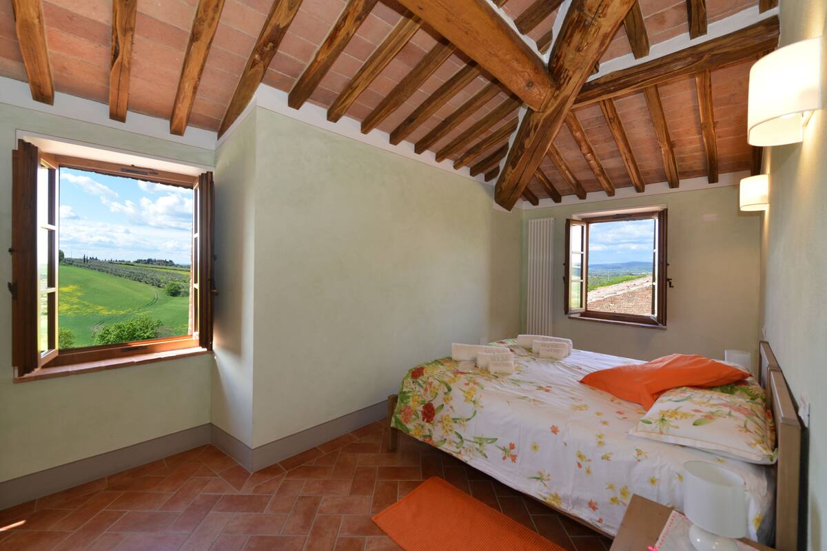 Family Apartment, 3 Bedrooms, Hill View (Tramonto)