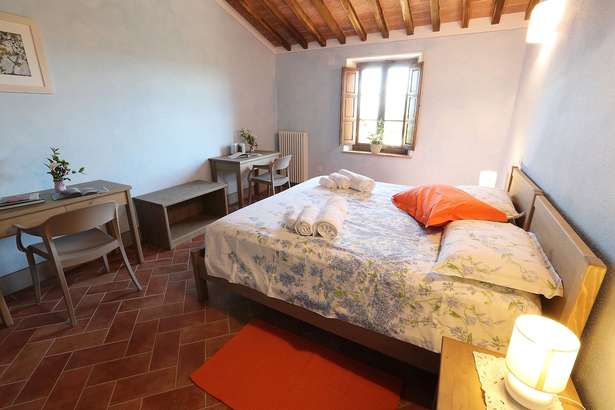 Comfort Apartment, 3 Bedrooms, Hill View (Alba)
