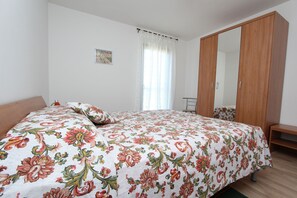 2 chambres, Wi-Fi gratuit, draps fournis