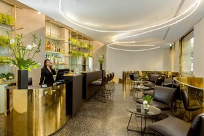 Lobby - Hotel Royal Bissolati (Rome)