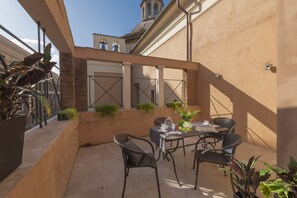 Habitación doble Deluxe, Terraza | Terraza o patio