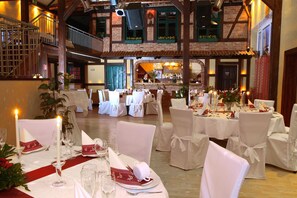 Ballroom - Kulturscheune Schilde (Weisen)