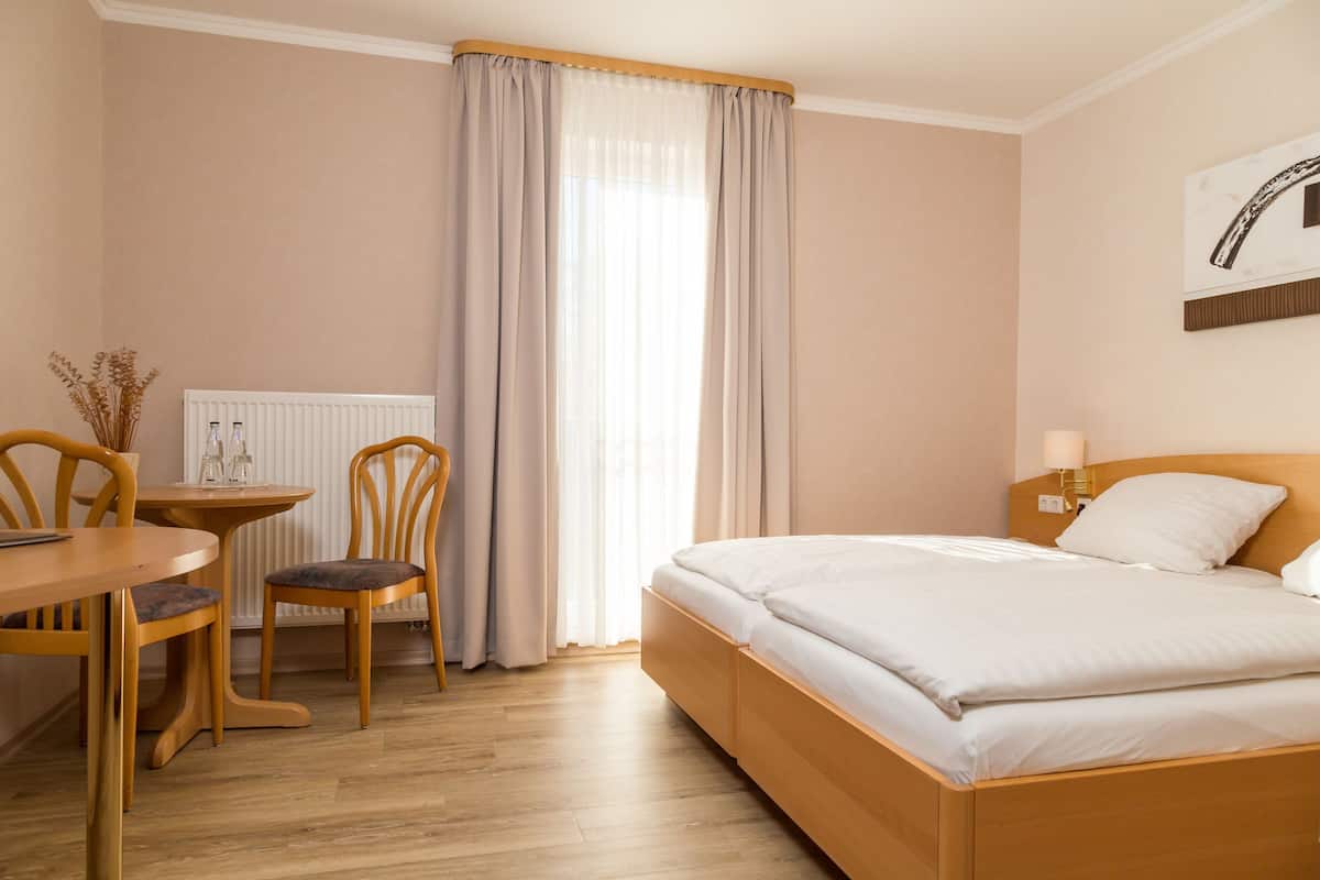 Desk, laptop workspace, iron/ironing board, free WiFi